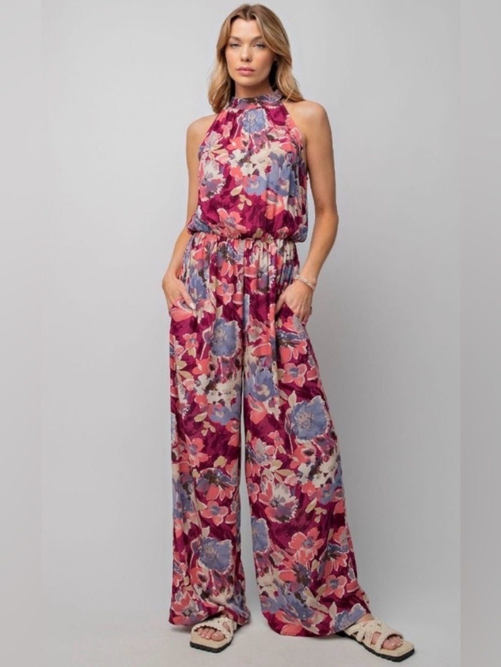 Easel Floral Jumpsuit Size Large NWT